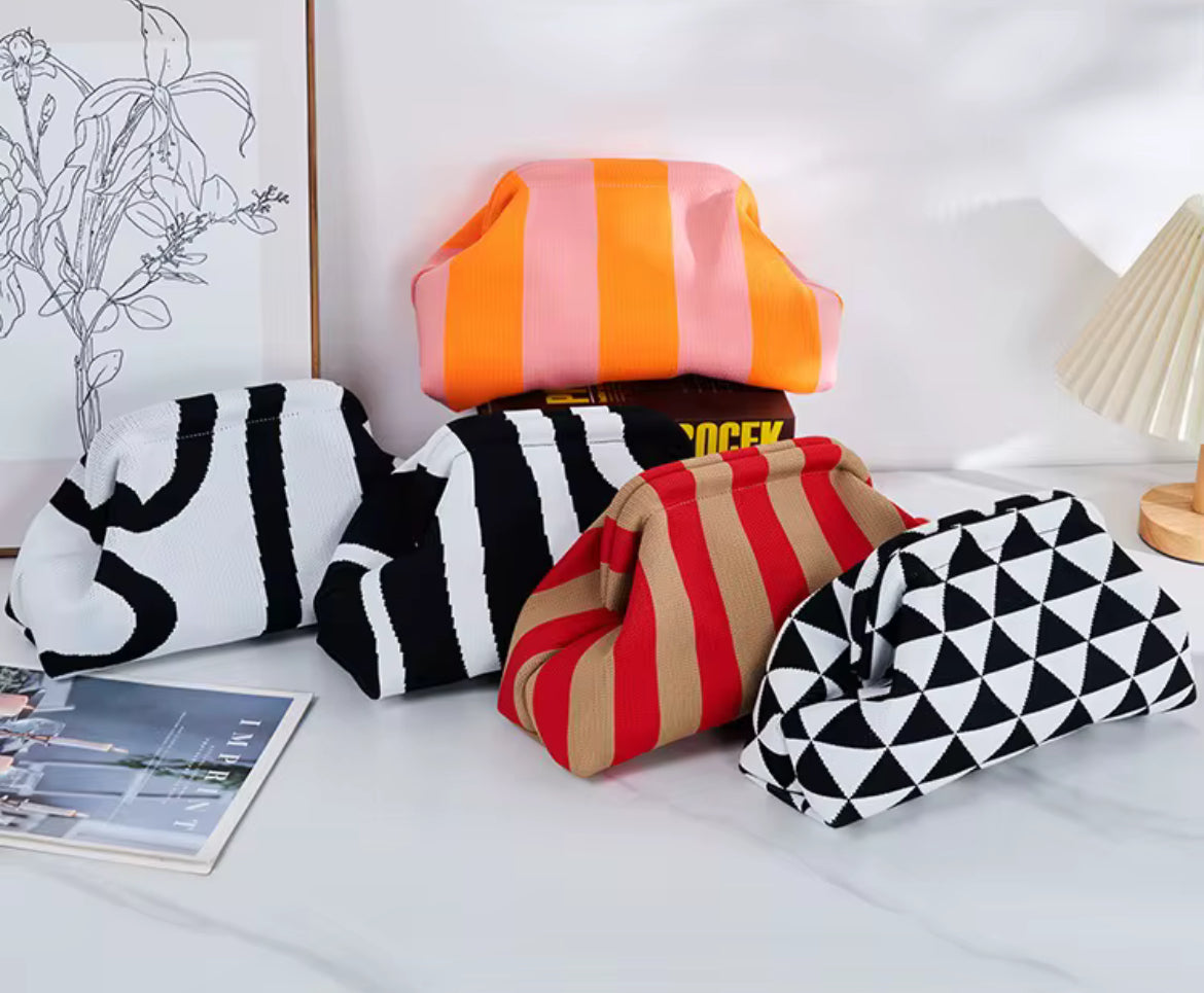 Black clutch