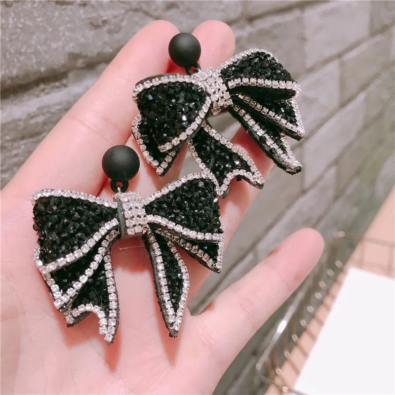 Black bow earrings