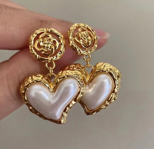 Pearls Heart Earrings