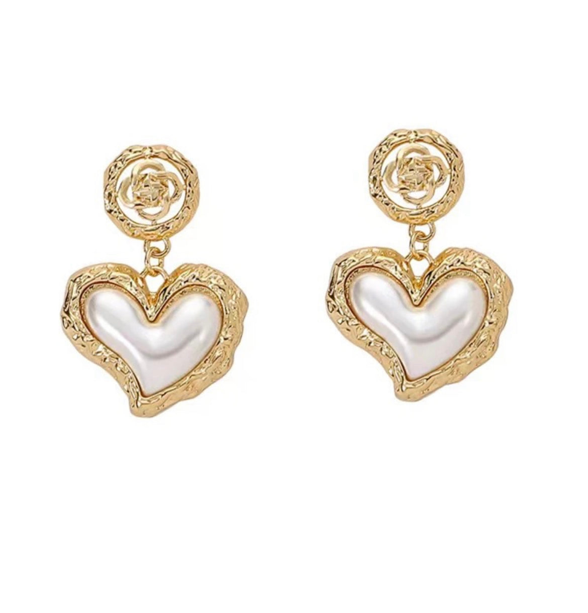 Pearls Heart Earrings