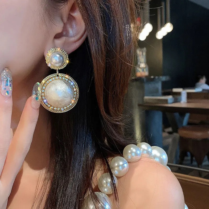 Pearl Round Earrings