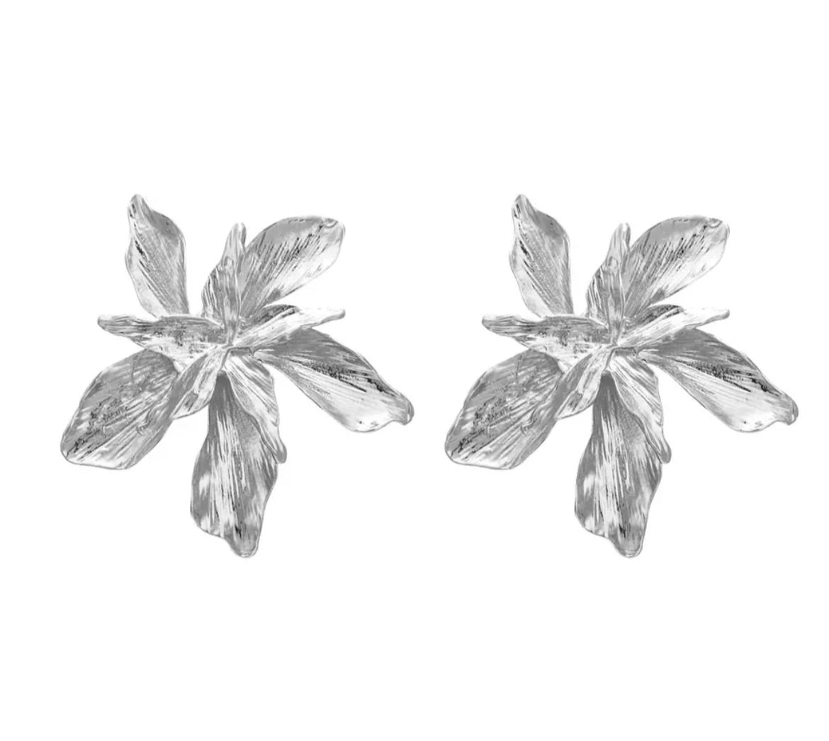 Silver Flower Earrings