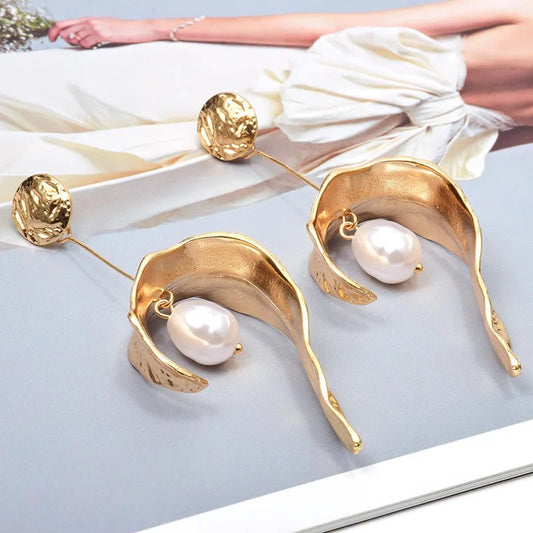 Pearl Retro Earrings