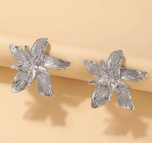 Silver Flower Earrings