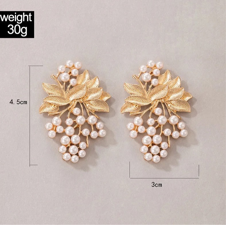 Pearl leaf earrings