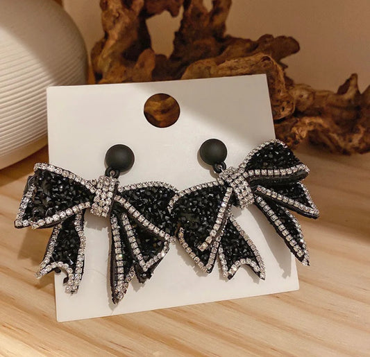 Black bow earrings