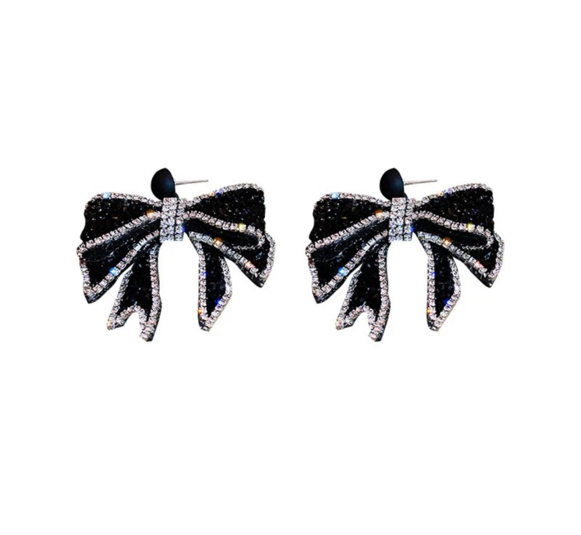 Black bow earrings