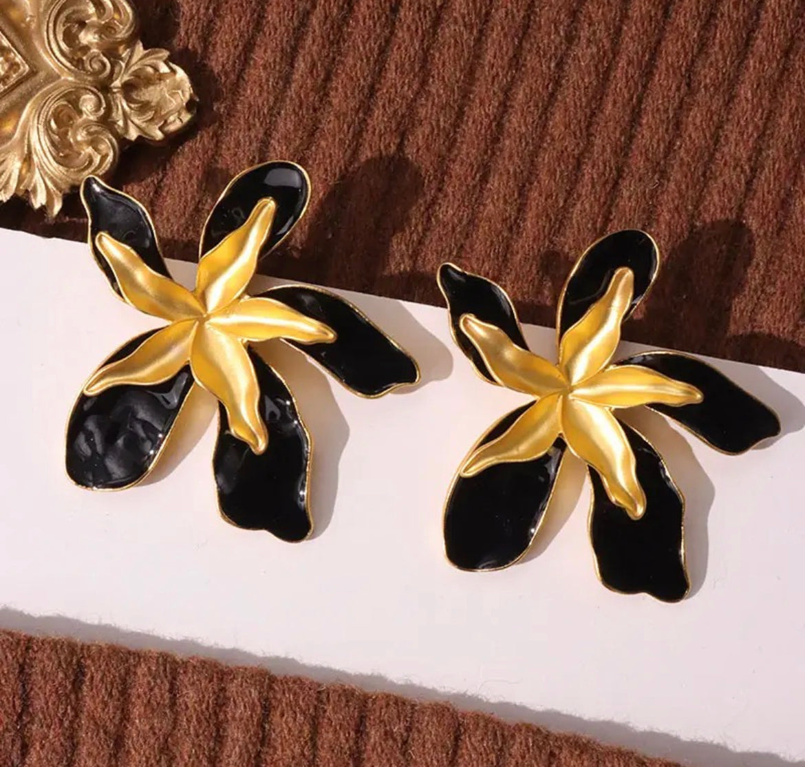 Vintage Flower Earrings