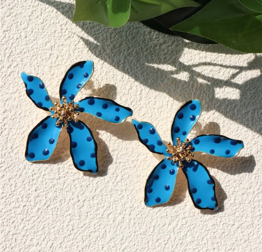 Blue flower earrings